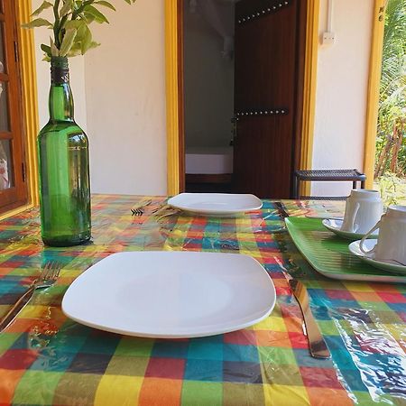 Sanu Home Stay 锡吉里亚 外观 照片